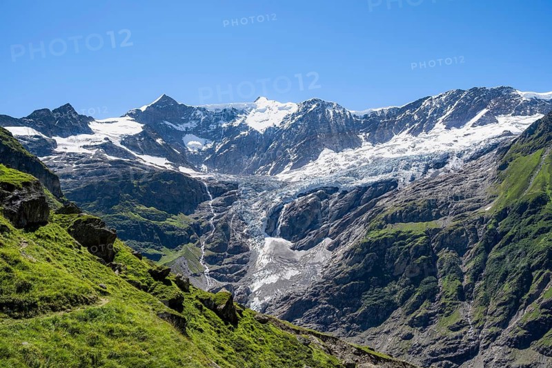 Glaciated mountain peaks, mountain landscape with Grindelwald-Fiescherfirn glacier, Bernese Alps, Bernese Oberland, Switzerland