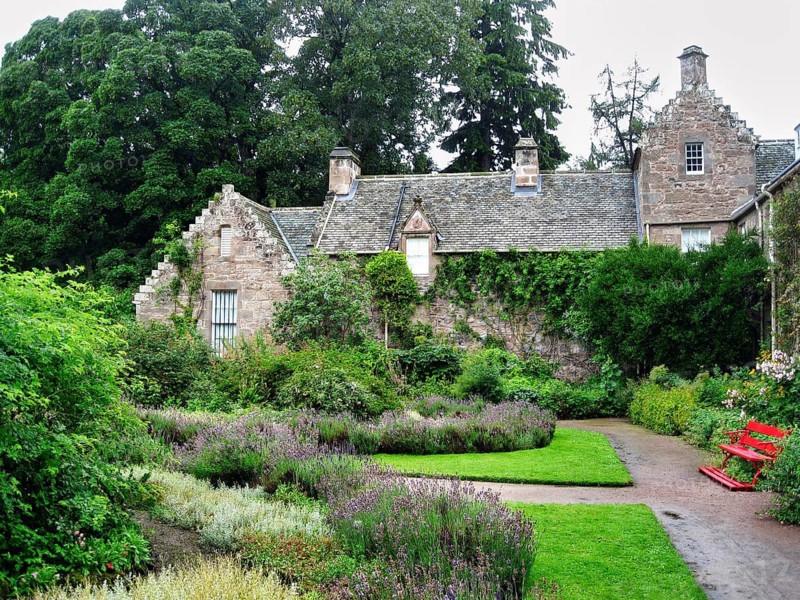 Cawdor Castle, medieval castle with flower garden, Nairn, Inverness, Scottish Highlands, Scotland, Great Britain