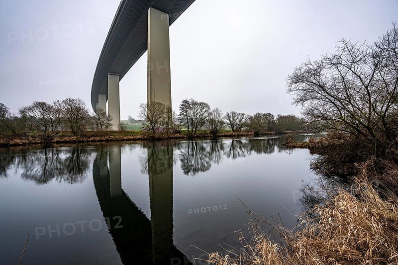 The Mintarder Ruhr Valley Bridge, A52 motorway bridge between Essen and Düsseldorf, longest steel road bridge in Germany, completed in 1966, 1830 meters long, 18 hollow pillars, highest point above ground is 65 meters, is used daily by more than 80, 000 vehicles, is considered dilapidated and is to be replaced, the bridge spans the Ruhr Valley, with the river Ruhr, between Essen-Kettwig and Mülheim an der Ruhr Hr, North Rhine-Westphalia, Germany