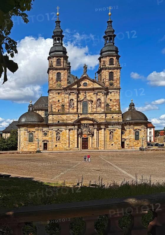 Cathedral Square with St. Salvator Cathedral in Fulda, officially High Cathedral of Fulda or Fulda Cathedral, Baroque Quarter, Fulda, East Hesse, Hesse, Germany
