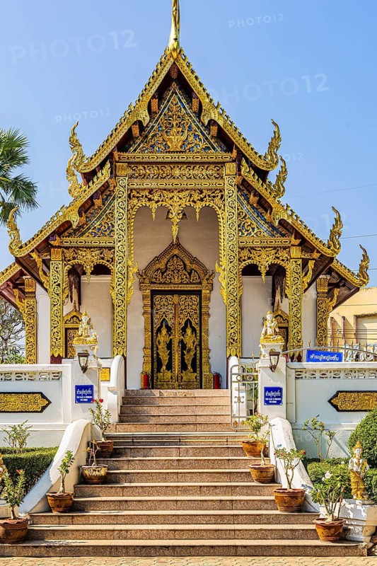 Artfully decorated gable roof with gilded ornaments, Buddhist temple complex Wat Phra That Si Chom Thong, near Chiang Mai, Chiang Mai Province, Thailand