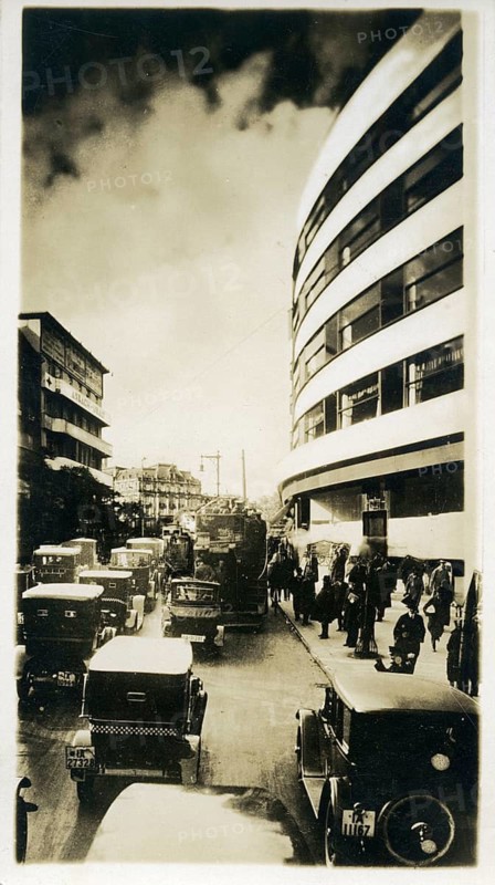 Berlin, Potsdamer Platz, Telschow House, architecture, Vasily Luckhard, Hans Luckhardt, Alfons Anker, 1928, traffic, traffic, traffic, big city, twenties, busy street scene with modern buildings and lots of cars and people on the move, Albert Vennemann