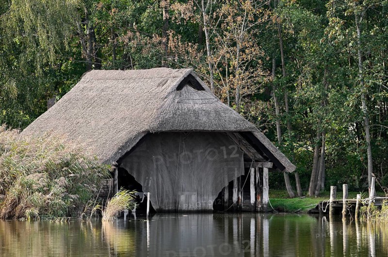 Thatched boathouse at Prerow harbour, Fischland-Darss-Zingst, Mecklenburg-Western Pomerania, Germany