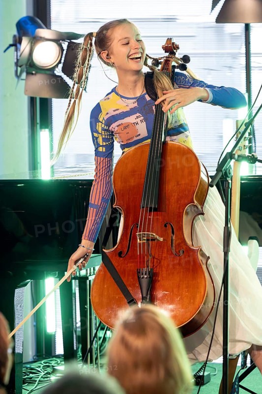 Maddie Ashman, musician, avant-garde, pop, live, 26.07.2026, ZigZag Jazz Festival, Gasometer, Sky Lounge, Berlin, Germany < english> Maddie Ashman, musician, avant-garde, pop, live, July 26, 2026, ZigZag Jazz Festival, Gasometer, Sky Lounge, Berlin, Germany