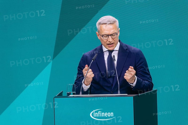 Infineon Smart Power FAB opened in Dresden. Federal Minister for Digital and State Modernization, Dresden, Saxony, Germany
