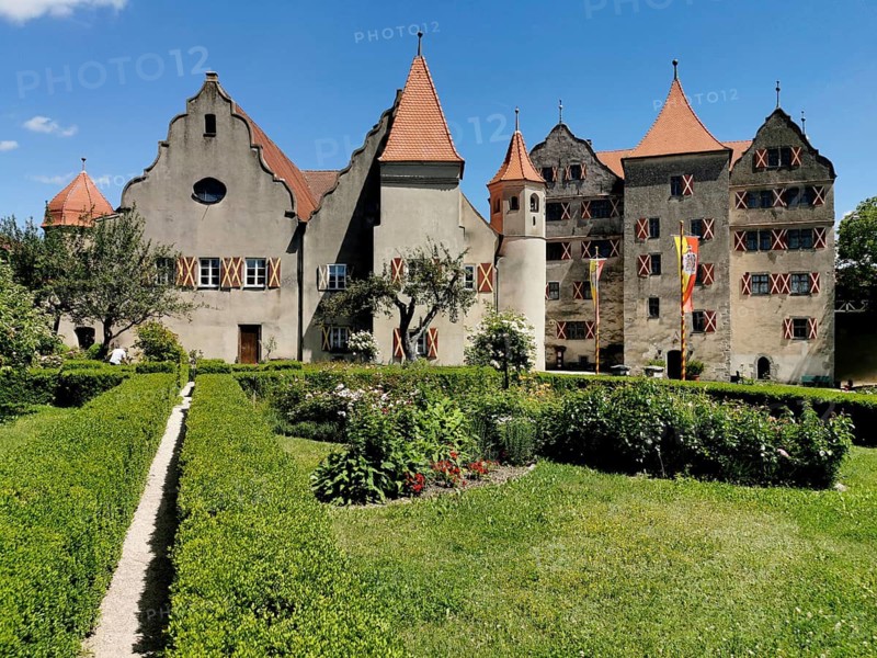 Castle garden, courtyard with princely building, Harburg Castle, Harburg, Donau-Ries district, Swabia, Bavaria, Germany
