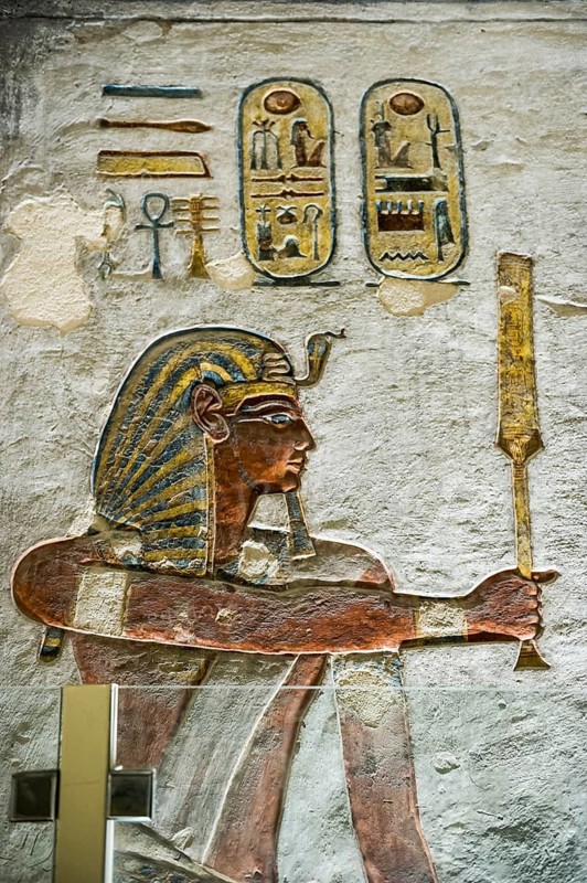 Colourful reliefs and wall paintings and hieroglyphs, tomb, Pharaoh Ramesses III, Valley of the Kings, UNESCO World Heritage Site, Thebes, Luxor, Egypt