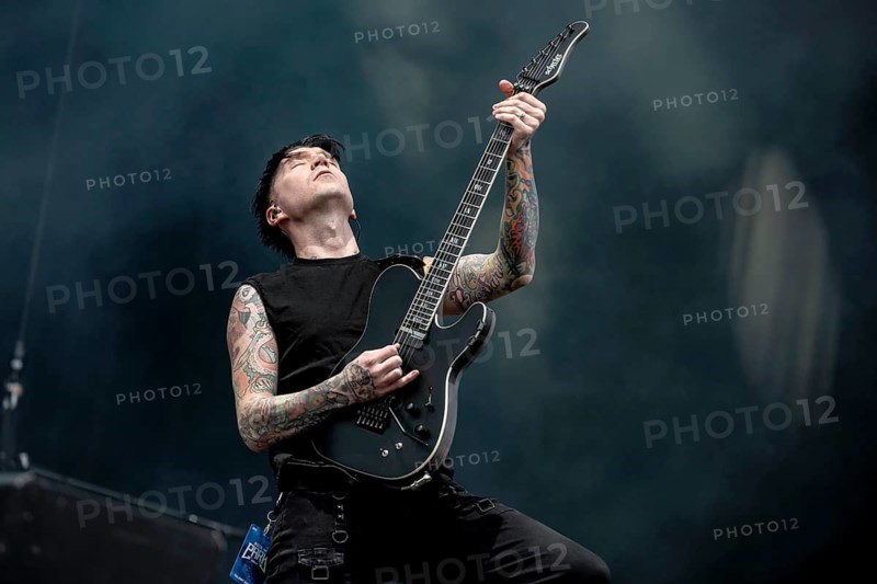 Jeremy Jinxx Ferguson, guitarist of Black Veil Brides live at Rock im Park on Zeppelin Field in Nuremberg on 06.06.2026