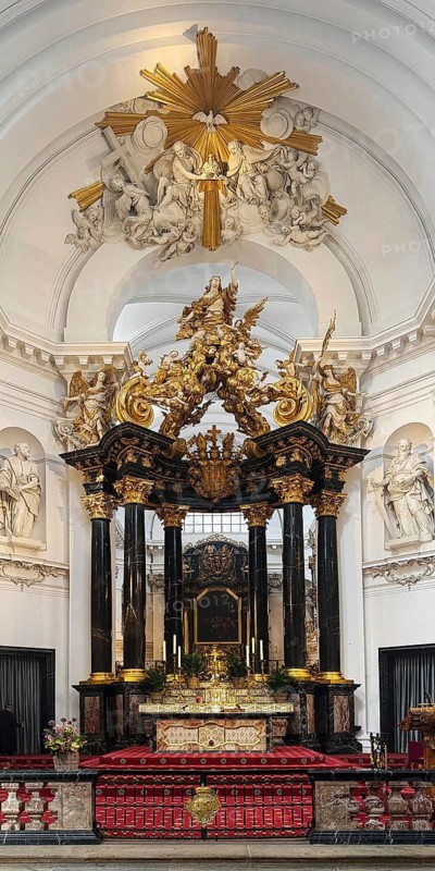 St. Salvator Cathedral in Fulda, officially High Cathedral of Fulda or Fulda Cathedral, interior view, high altar, Baroque quarter, Fulda, East Hesse, Hesse, Germany