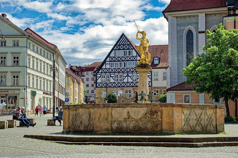 Georgsbrunnen am Marktplatz, Stadtheiliger Sankt Georg, Eisenach, Thuringian Forest, Thuringia, Germany