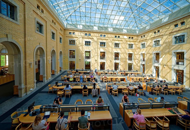 Reading room, covered courtyard, Bibliotheca Albertina, University Library of Leipzig University, interior, Leipzig, Saxony, Germany
