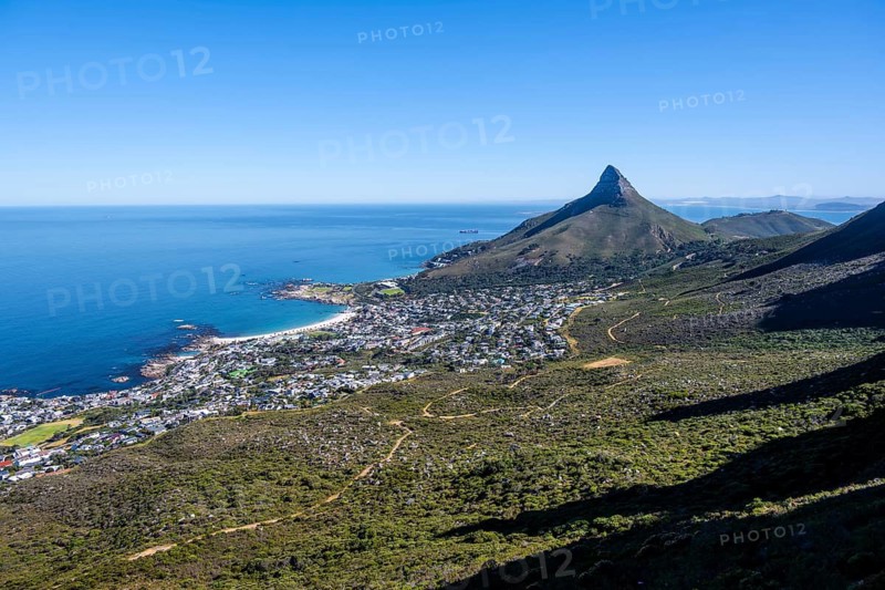 Camps Bay and Lions Head, mountainous landscape with adjacent city and coast, Eastern Cape, Cape Town, South Africa