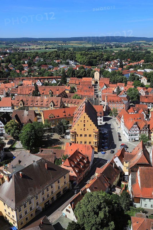 Old town, city view from above, from Daniel church tower, Nördlingen, Nördlingen, Donau-Ries district, Swabia, Bavaria, Germany