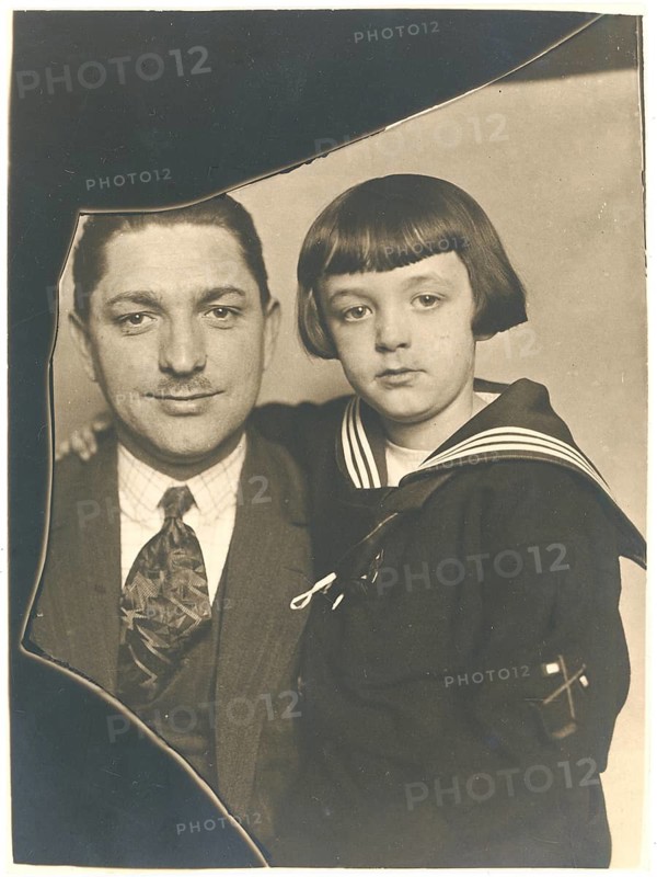Father and son, sailor suit, glass plate, damaged, heartfelt, trust, child, man with suit and tie next to a little boy in marine uniform, around 1925