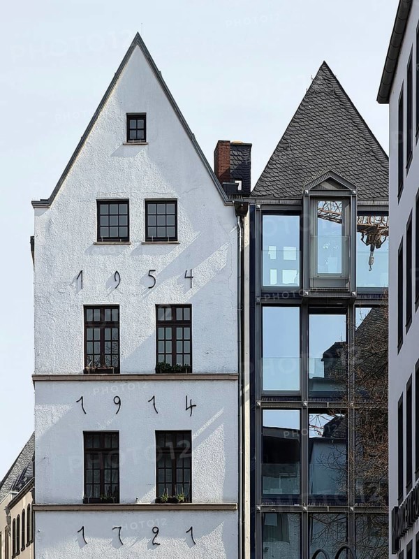 Historic residential and commercial building with dated inscription 1721, 1914, 1954, Alter Markt, Altstadt-Nord, Cologne, North Rhine-Westphalia, Germany