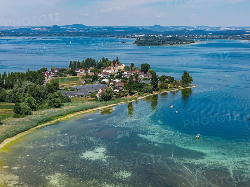 Reichenau island in Lake Constance with St. Peter and Paul church. The water level of Lake Constance is currently low for the time of year.//12.07.2026, Reichenau, Baden-Württemberg, Germany