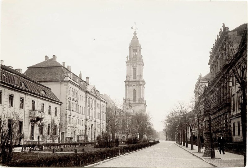 Potsdam, garrison church, damaged in 1945, blown up in 1968, extensive avenue with a high tower and historic buildings on both sides, Carl Seegert, around 1920