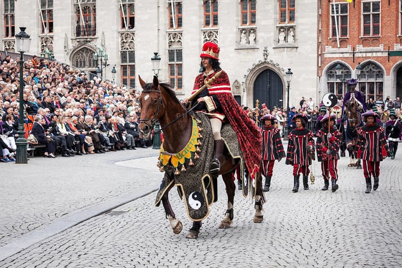 BRUGES, BELGIUM, MAY 17: Annual Procession of the Holy Blood on Ascension Day. Locals perform an historical reenactment and dramatizations of Biblical events. May 17, 2012 in Bruges (Brugge), Belgium