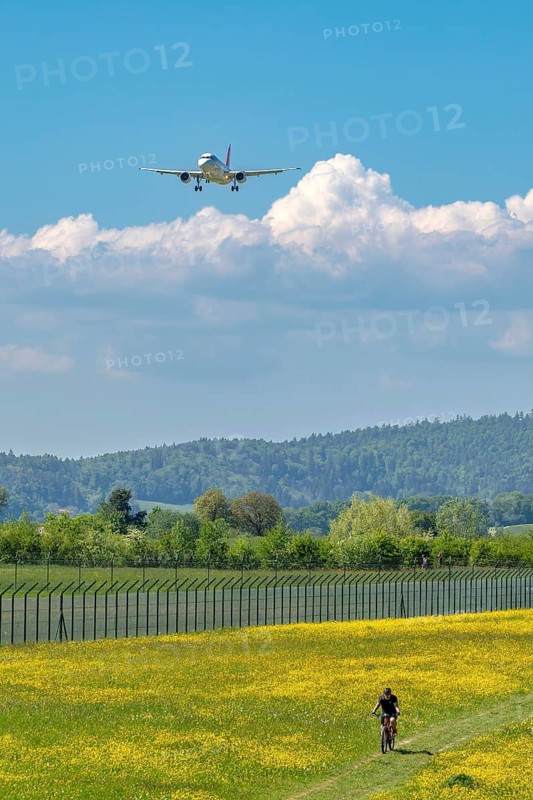 Aircraft Swiss, HB-IJJ, Airbus A320-200, Zurich Kloten, Switzerland