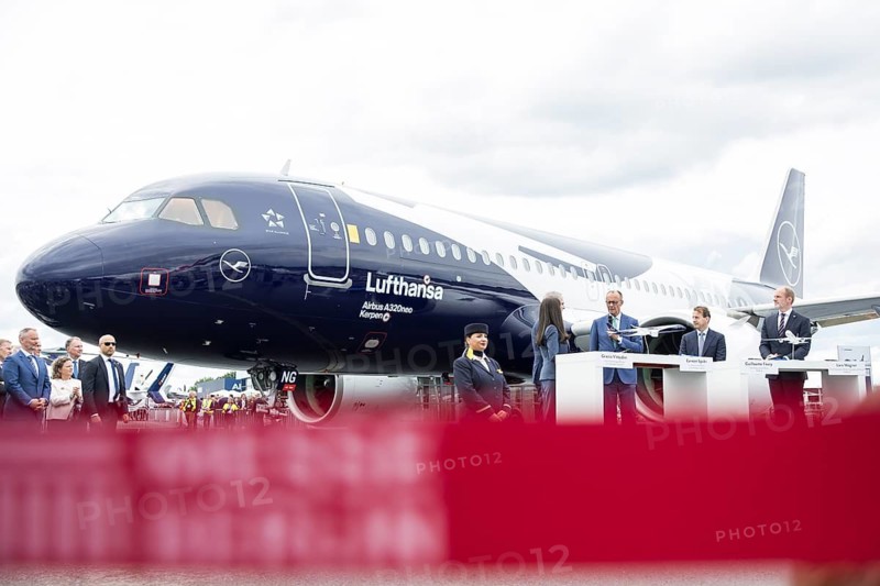Grazia Vittadini (CTO of the Lufthansa Group), Carsten Spohr (CEO of the Lufthansa Group), Friedrich Merz (Chancellor of the Federal Republic of Germany, CDU), Guillaume Faury (CEO of Airbus) and Lars Wagner (CEO of Airbus Commercial Aircraft) during a tour of the ILA (International Aerospace Exhibition) on 10 June 2026 at the Berlin-Schönefeld Exhibition Centre