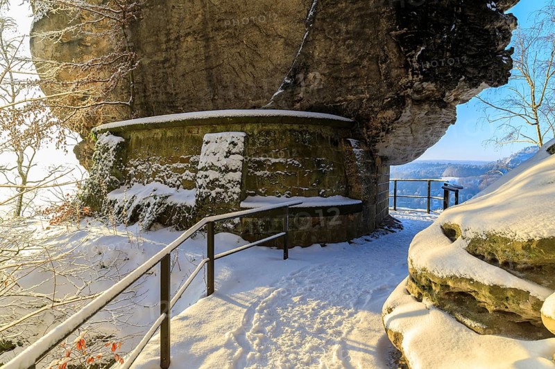 Winter magic at the Bastei, access to the Tiedge Aussicht, Saxon Switzerland, Saxony, Germany