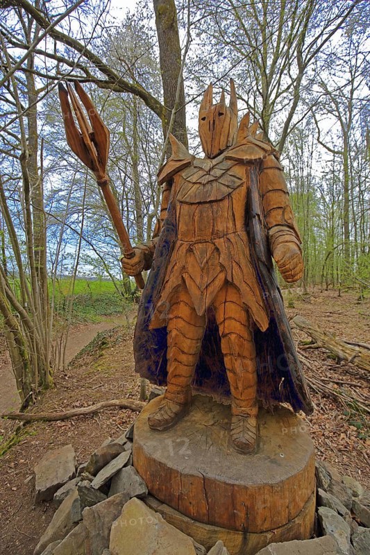 Sauron with weapon, terrible ruler, The Lord of the Rings, J.R. Tolkien, fantasy, wood sculpture, woodcarving, chainsaw art, Wolfgang Greb, modern art, trail, premium hiking trail, Auenlandweg, Blickhausen, Mittelhof, Sieg, Wissen, Westerwald, Rhineland-Palatinate, Germany