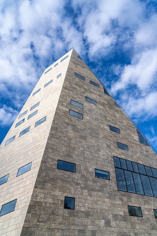 The Forum Groningen, public cultural and educational centre on the Nieuwe Markt, in the old town, with cinema, library, media labs, catering, roof terrace, study and reading areas, viewing points, 10 floors, connected by many escalators, Netherlands