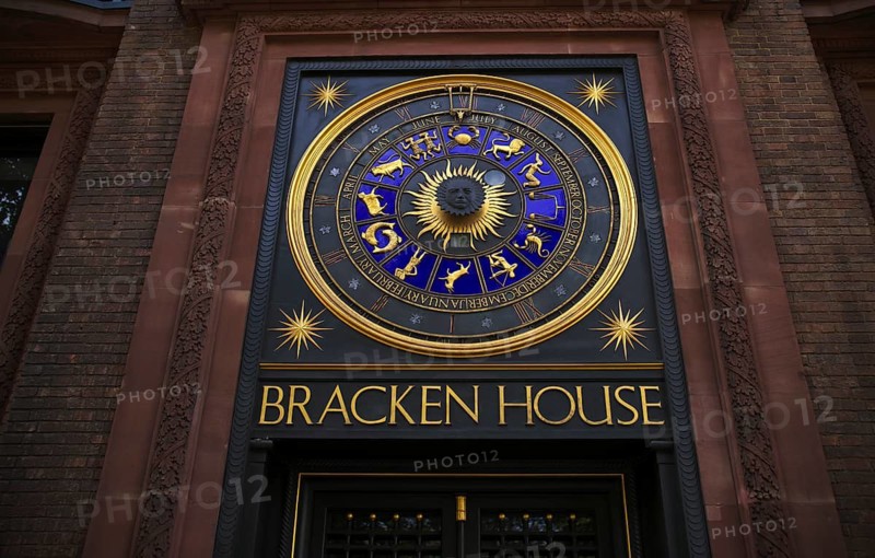 Astronomical clock, Bracken House, Financial Times Headquarters, City of London, London, England, Great Britain, Great Britain
