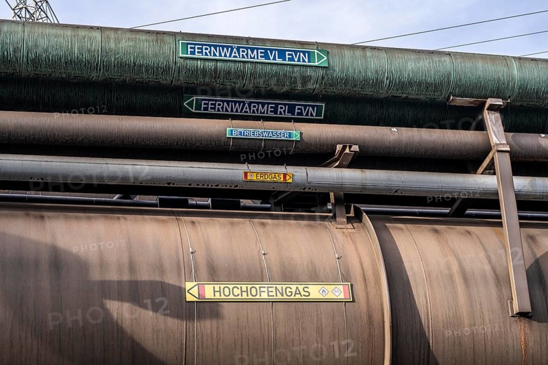 Pipelines for district heating, blast furnace gas, at the Thyssenkrupp Steel site in Duisburg Marxloh, North Rhine-Westphalia, Germany