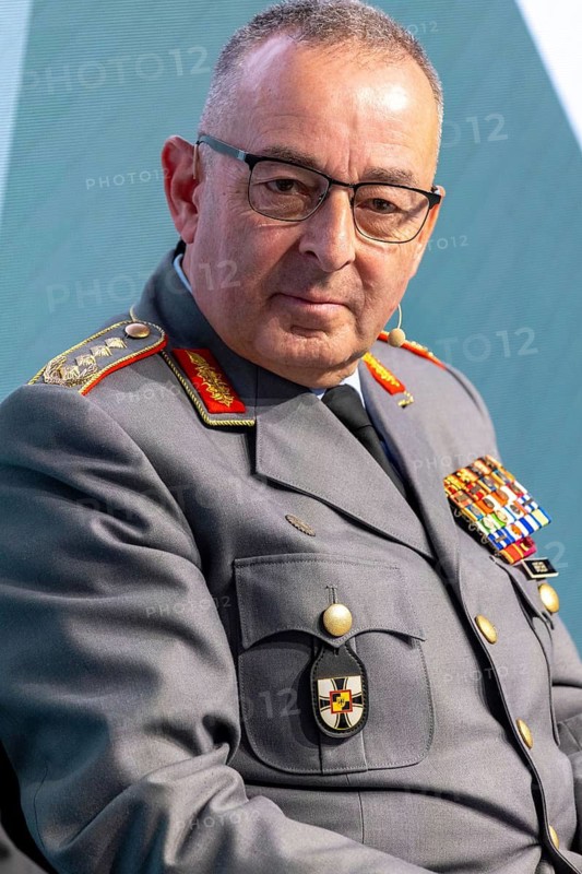 General Carsten Breuer, Inspector General of the Bundeswehr, at the SACEUR discussion organised by the Atlantik-Brücke – International Aerospace Exhibition (ILA), Berlin ExpoCenter Airport, Schönefeld, 11 June 2026
