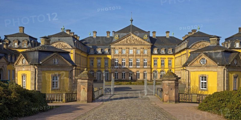 Arolsen Residential Palace with the guardhouses of the court, baroque palace, Bad Arolsen, Hesse, Germany