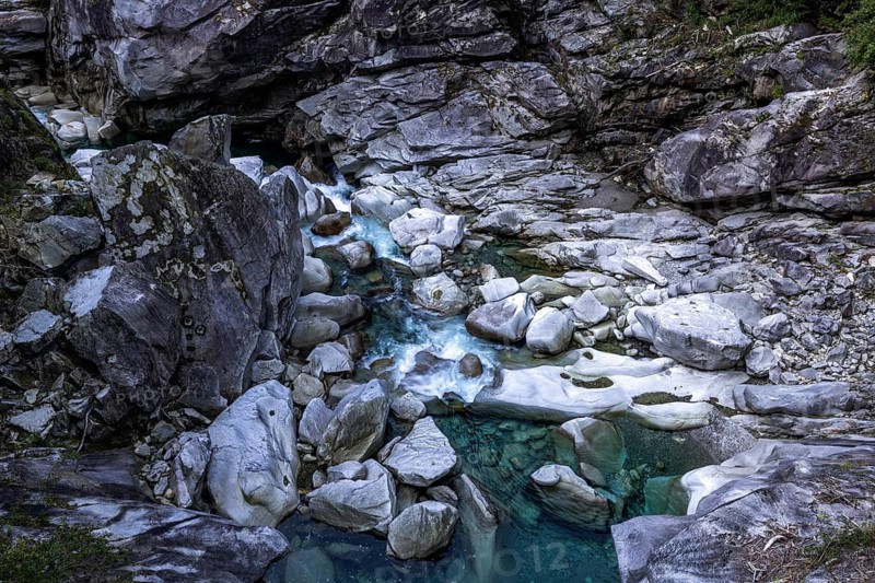 Rocks, rock formations, Verzasca River, near Lavertezzo, Verzasca Valley, Valle Verzasca, Canton Ticino, Switzerland