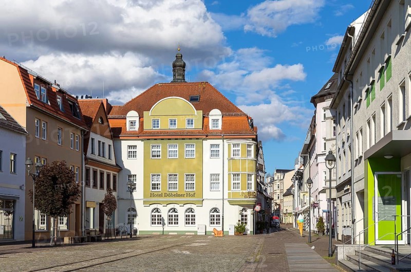 Niedermarkt with Hotel Döbelner Hof and Bäckerstraße, Döbeln, Saxony, Germany