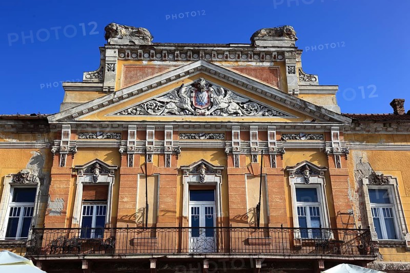 The house with the lions at Piata Unirii, Unification Square, Timisoara, Timisoara, Banat, Romania