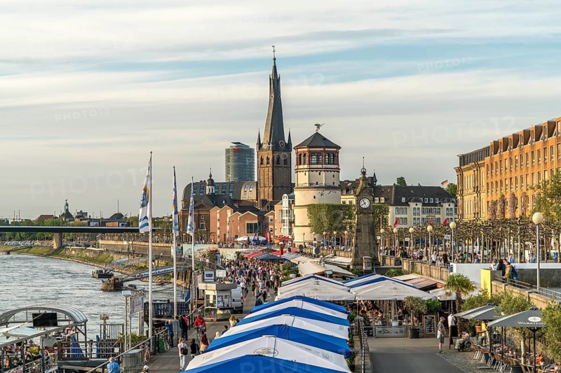 Rheinuferpromenade, City of Düsseldorf, North Rhine-Westphalia, Germany