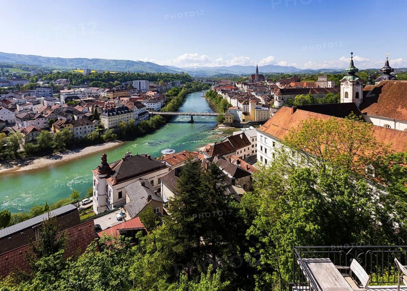 River Steyr, view from Taborberg to St Michael's Church and old town, Steyr, Traunviertel, Upper Austria, Austria