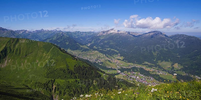 Panorama from the Fellhorn, 2038m, over the Kleine Walsertal to the Hoher Ifen, 2230m, and the Gottesacker plateau, Allgäu Alps, Allgäu, Vorarlberg, Austria