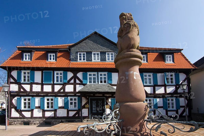 Germany, Hesse, Vogelsberg, Grünberg, Brewery with lion fountain on Winterplatz, Grünberg, Hesse, Federal Republic of Germany