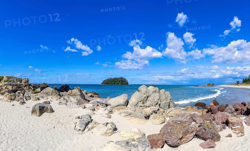Tauranga harbour and Bay of Plenty scenic shoreline