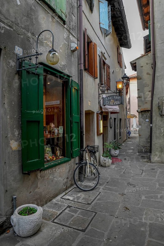 Alley in the old town of Grado, Grado Island, Friuli Venezia Giulia Region, Italy