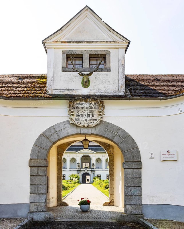 Jagdmuseum Schloss Hohenbrunn, Torstöcklportal, Sankt Florian, Upper Austria, Austria