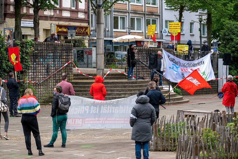 Demonstration on 1 May, on the Weberplatz in Essen, an alliance of left-wing parties and groups had achieved, in the second instance, in front of the OVG Münster that the originally banned demonstration was approved, subject to many conditions, such as number of participants, distance, compulsory masks, Essen, North Rhine-Westphalia, Germany