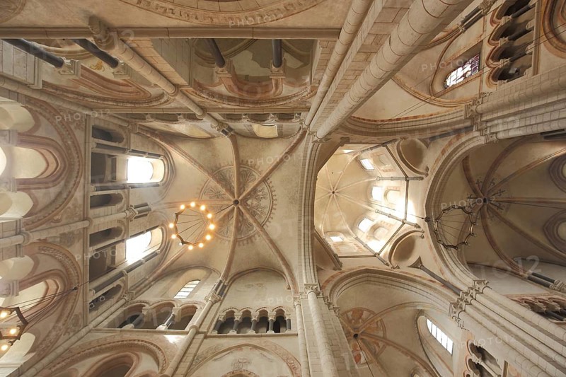 Interior view looking upwards to the ceiling of the High Romanesque early Gothic cathedral, perspective, Old Town, Limburg, Hesse, Germany