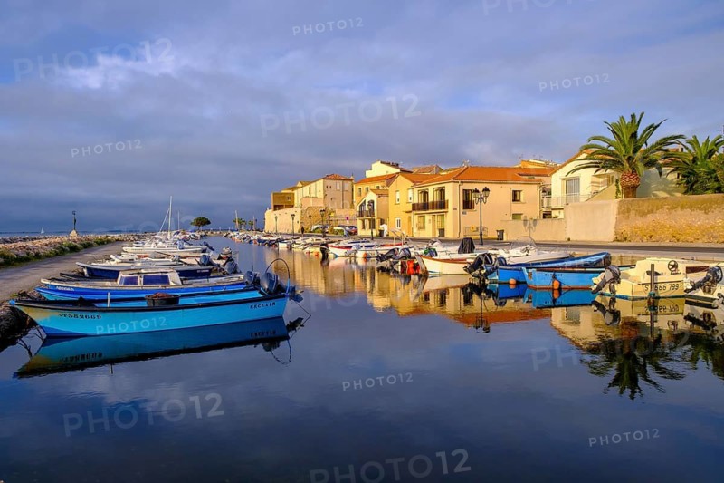 Harbour, Meze, Mèze, on the Etang Thau, Département Hérault, Region Provence-Alpes-Côte d'Azur, France