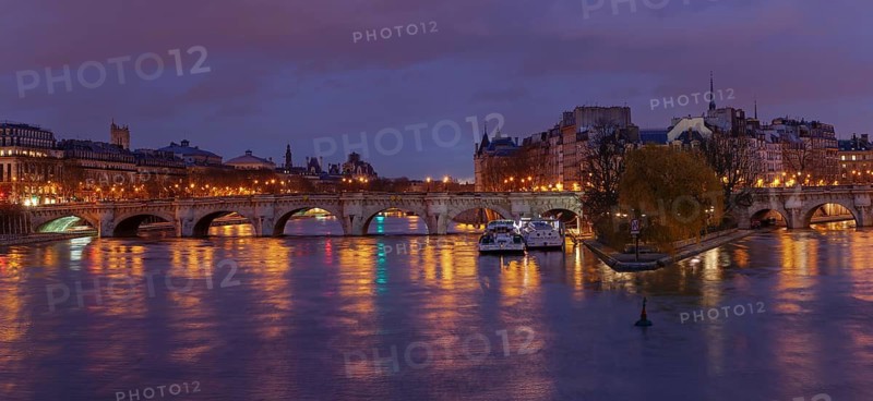 Pont Neuf and Ile de la Cite, Ile Saint-Louis, Paris, Ile de France, France, Paris, Ile de France, France