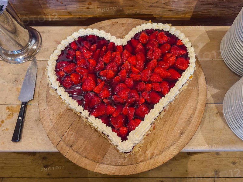 Heart-shaped strawberry cake