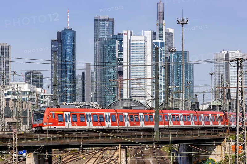 Train of the S-Bahn Rhein-Main of Deutsche Bahn DB Regio leaving Frankfurt Central Station in Frankfurt, Germany