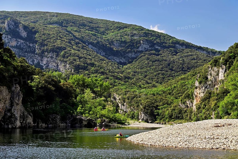 Canoes on the Ardèche River, Ardèche Gorge, Gorges de l'Ardèche, Vallon-Pont-d'Arc, Rhône-Alpes, France