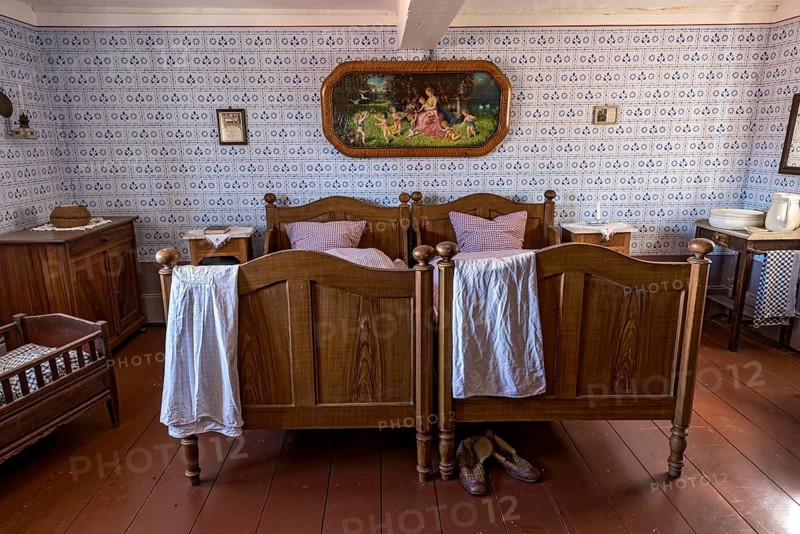 Historic rural bedroom, house from Fellingshausen, Hessenpark Open-Air Museum, Neu-Anspach, Taunus, Hesse, Germany