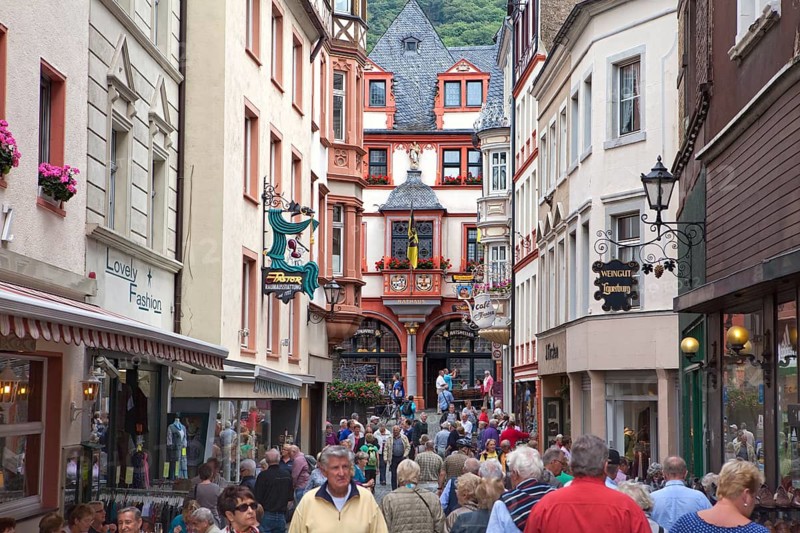 Timber-frame houses at Bernkastel, Bernkastel-Kues, Middle Mosel, Rhineland-Palatinate, Germany